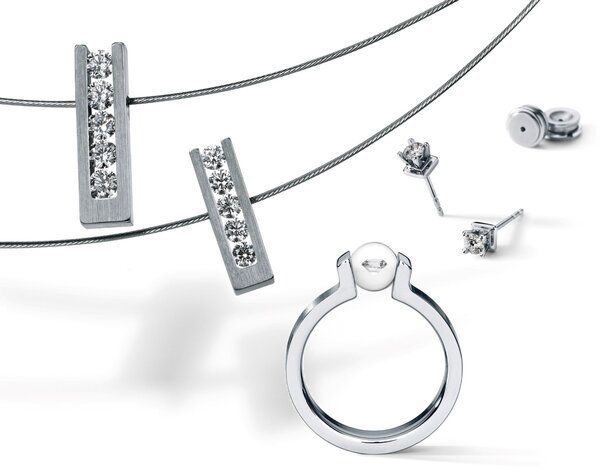 Diamant Qualitätsmerkmale: Die 4 C´s sind die Kriterien, nach denen jeder Diamant und damit auch sein Preis bestimmt wird.